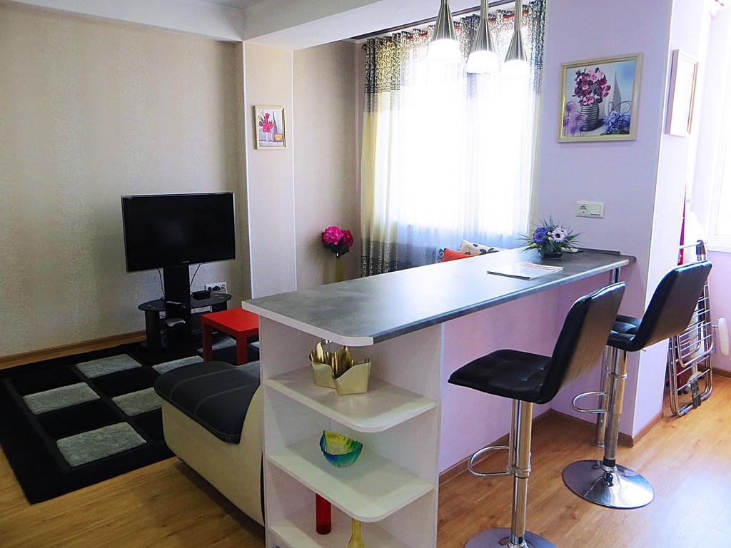 Bishkek Flatlux Apartments Exterior foto