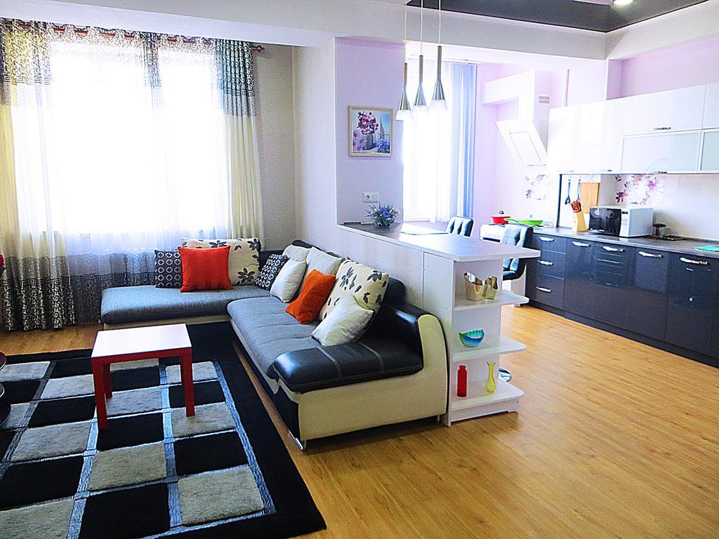 Bishkek Flatlux Apartments Exterior foto